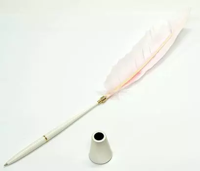 Bunker Pen with Goose Feather and Plastic Handle Brasda Capo Pen Stand Two-Pack Japanese-Made + (Pink Feather) Q-S1P1WG-2-P