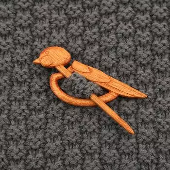 Bunny Dancing Piggy Wooden Brooch Maple Leaf Kitty Scarf Buckle Fashion Animal Sweater Pin Girl Style 7