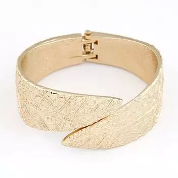 Бутик-европейский и американский металлический браслет с преувеличенными матовыми листьями, темпераментный открытый браслет