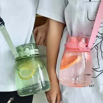 Бутылка для воды 1300 мл, большая емкость, герметичный регулируемый ремень, большие соломенные бутылки для воды с ремешком для улицы зелёный