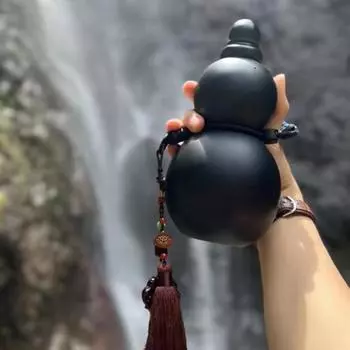 Бутылка для воды из тыквы объемом 800 мл с ремешком на талию, щеткой для стакана, винтажная китайская бутылка для питья Monkey King Wukong для путешествий и фитнеса чёрный