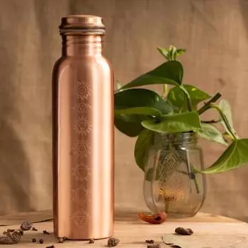 Бутылка из чистой меди с 7 чакрами, однотонная, с золотой отделкой | Гравировка | 100% чистая медь | Герметичная