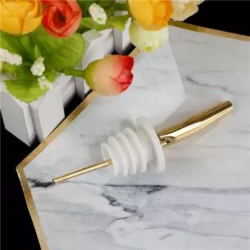 Бутылка из нержавеющей стали с золотым наконечником для розлива спиртных напитков с бесплатным потоком