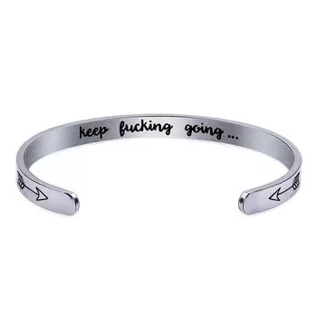 Быстро продаваемый браслет из титановой стали со стрелкой Keep Fucking Go, браслет из нержавеющей стали с надписью