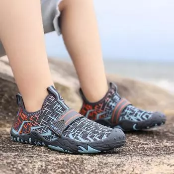 Быстросохнущая детская пляжная обувь для прогулок, дышащая летняя обувь для плавания для мальчиков, Нескользящие уличные походные кроссовки для девочек, модная красочная детская обувь EU:31 чёрный