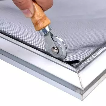 Бытовая прочная дверная ширма с деревянной ручкой и стальными колесами, инструмент для прокатки двойных окон, ручной шлицевой ролик 1pc