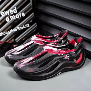 Camouflage coconut hole shoes men s beach shoes wear bag head cover feet cool slippers driving shoes men burst 40