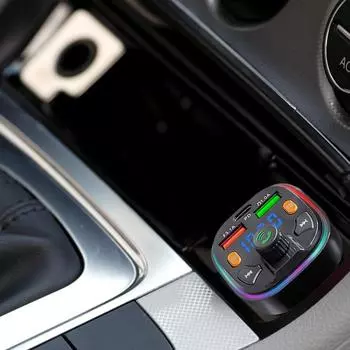 Car Blue Tooth FM Transmitter Fast Charging Wireless Adapter Radio Receiver Hands-Free Call FM Transmitter For Audio Players And