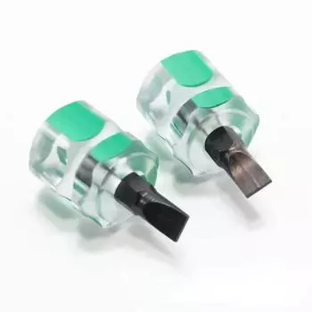 Car mudguard small screwdriver magnetic mini screwdriver manual screwdriver screwdriver small carrot head