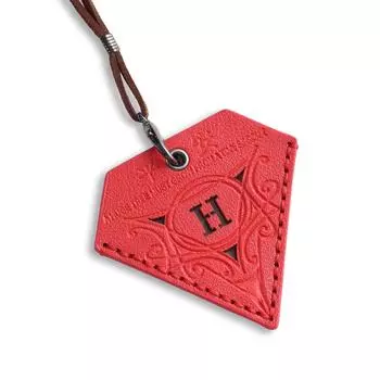 Car pendant triangular safety talisman bag leather rearview mirror pendant high-end car jewelry new creative car hanger красный