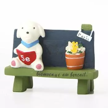 Cartoon Dog Cute Flower Bench Reading Scene Model Ornament For Props Shooting