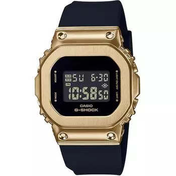 CASIO G SHOCK GM S5600GB 1JF G SHOCK Компактная серия с металлическим покрытием Модель Black x Gold