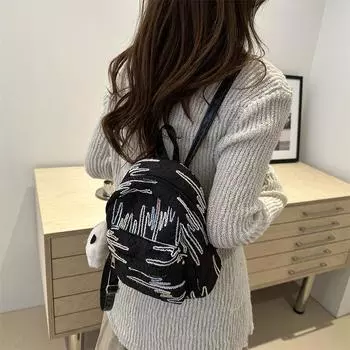Casual and simple college students are beautiful, lightweight and fashionable summer backpack girls travel cute middle school class schoolbag Without pendant чёрный