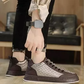 Casual Board Shoe Trends 2024 Vulcanize Shoes for Men Lightweight Leisure Trend Designer Luxury Adults Common Work Sneakers Man 39