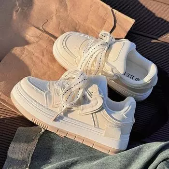 Повседневные туфли для сноуборда Женские маленькие белые туфли Весна и осень Новые туфли на платформе Универсальная спортивная обувь 35