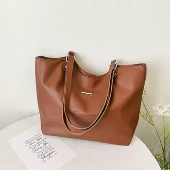 Casual commuter messenger bag women s 2024 spring new fashion simple shoulder bag trendy fashion tote bag women чёрный