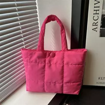 Casual large-capacity cotton clothing bag women s 2025 new autumn and winter down shoulder bag fashionable portable tote bag чёрный