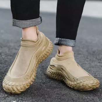 Casual men s shoes mesh breathable socks men s sports shoes injection molding tooling shoes new flying woven labor insurance shoes 39 хаки
