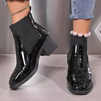 Casual versatile single boots 2024 autumn and winter new large size round head solid color thick heel solid color women s Martin boots 35 бордовый