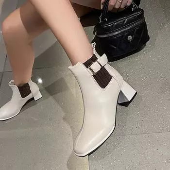 Casual versatile single boots 2024 new large size autumn square head French thick heel color matching women s Martin boots 35
