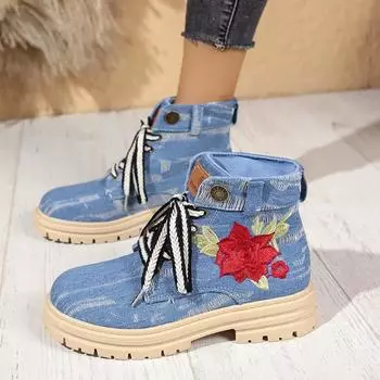 Casual versatile single boots 2025 new large size autumn round head front strap thick heel color matching women s Martin boots 35 светло-синий
