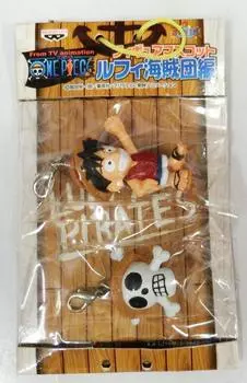 Цельная фигурка-талисман Луффи, пиратское издание, Луффи и пиратский флаг, приз за один предмет