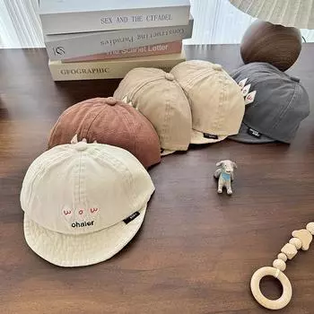 Цельнокроеная летняя детская бейсболка для маленьких мальчиков, простой стиль, корейская модная кепка с козырьком для путешествий, уличная солнцезащитная кепка для маленького мальчика 46-50cm