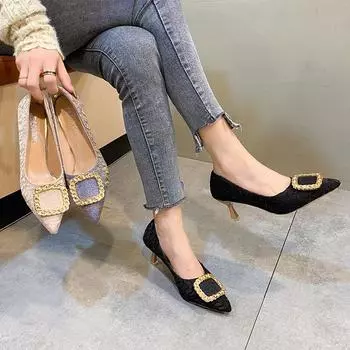 Celebrity, high heels temperament pointed 2025 autumn new fashion pleated face square buckle light mouth stiletto single shoes women 34 чёрный