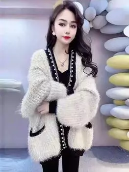 Celebrity temperament small fragrant short coat women s autumn new imitation mink velvet bead knitted cardigan top women Average size 85-72.5 kg