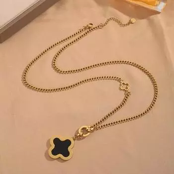 Цепочка для свитера из титановой стали с четырьмя листами клевера, легкое роскошное нишевое ожерелье, универсальные аксессуары для свитера