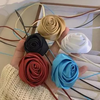 Цепочка на ключицу из преувеличенной розы, атласная, с большим цветком, на шею, ювелирные изделия, аксессуары бежевый