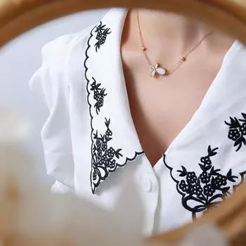 Цепочка на шею в форме бабочки из натуральной белой морской ракушки, сказочный темперамент, ожерелье из титановой стали, универсальные ювелирные изделия ручной работы