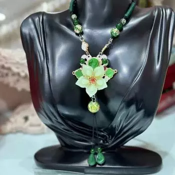 Цепочка свитеров в стиле ретро Yaochi Qinglian: Высококачественное женское ожерелье с подвеской осень/зима Flower Sweater Necklace зелёный