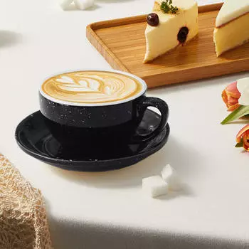 Керамическая кофейная чашка латте-арт кружка с блюдцем, креативная, уникальная, новинка набор круглая белый