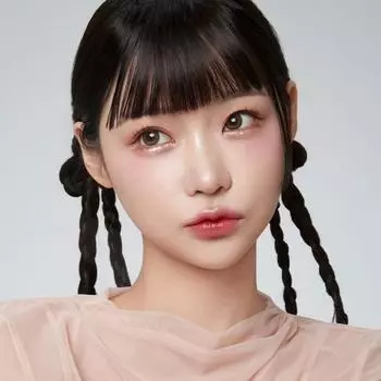 Cezanne [новый эксклюзив Olive Young] Жидкая подводка Cezanne Glow 2 цвета 10 clear sugar