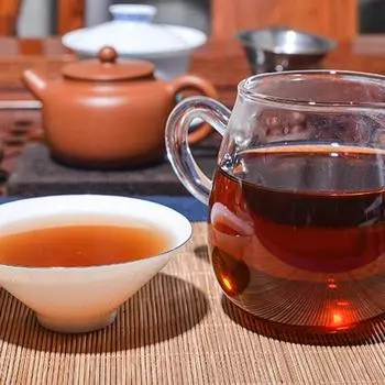 Чай Юньнань Пуэр Приготовленный чай с императорской печатью Крупнолистовой чайный пирог 357г/12.59унц.