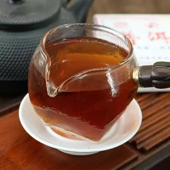 Чай Пуэр Хайвань Старый товарищ Шу Пуэр 2020 7588 Юньнань Спелый чай Пуэр кирпичик 250г 201