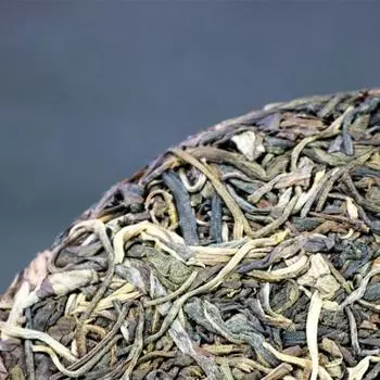 Чай пуэр из Юньнаня, старый, из древнего дерева Баньчжан, чистый материал, прессованный, 357 г, сырой чай пуэр, семь семян, блин 357g