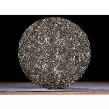 Чай пуэр из провинции Юньнань Мэнхай, сырой чай с деревьев Иу «Коричневая гора», семь семян, 357 г 357g