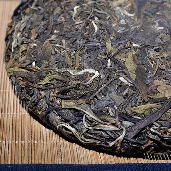 Чай Пуэр сырой 2012 Баньчжан Шэн Пуэр Чай Banzhang King сырой пуэр 357г 357g