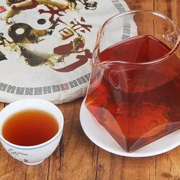 Чайный торт Yunnan Kongfu Puer Шу Пуэр 357г Ча Бинг Yunnan Qizi Cha