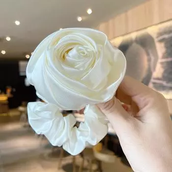 Очаровательная резинка для волос, элегантные атласные розовые кольца для волос для стильных женщин, 3D-цветочный декор, резинки для волос, не вредящие коже головы красный