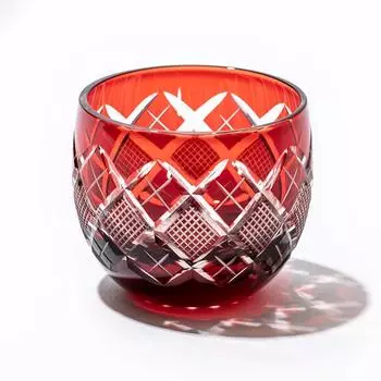 Чашка для сакэ Кобо Эдо Кирико Яраи Уоко TB90232R в деревянной коробке Сделано в Японии [Официальный представитель Таймуро] (красный)