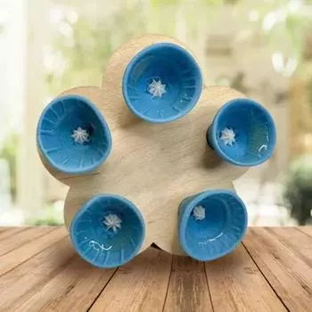 Чашки для питья пчелиных насекомых, экологически чистые, универсальное размещение, жаждущие опылители, красочный питьевой фонтанчик, садовый декор красный