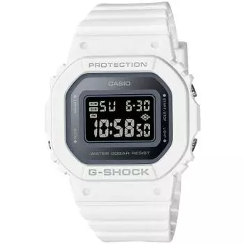 Часы Casio G-Shock модель среднего размера GMD-S5600-7JF белые