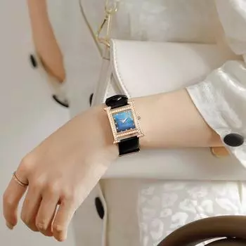 Часы Женственные Легкие Роскошные Простые Стразы Поясные Часы Кварцевые Ретро Нишевые Женские Часы
