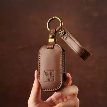 Чехол для автомобильного ключа Kia Carnival из натуральной кожи ручной работы с пряжкой чёрный