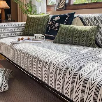 Чехол для дивана в французском средневековом стиле для гостиной, зимняя противоскользящая теплая подушка для дивана, пыленепроницаемое полотенце для дивана, защитная мебель 70x70