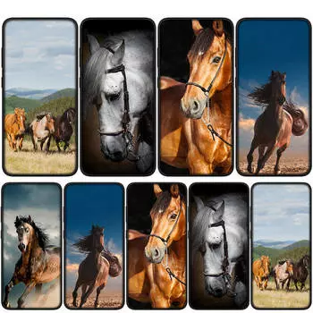 Чехол для iPhone 15 14 Xiaomi Redmi Note 13 12 11 Pro Max X 8 7 9 XR Samsung Galaxy S24 S23 A05 OPPO A15 Huawei Running Wild And Free Horse Phone Case for iPhone 11 олений