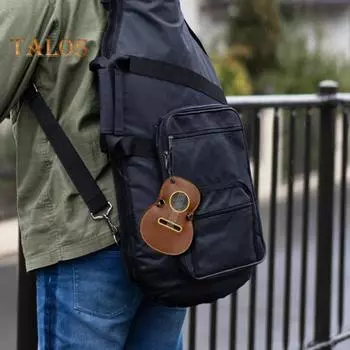 Чехол для медиаторов в форме гитары, держатель для медиаторов, брелок с 17 слотами, чехол из искусственной кожи для хранения медиаторов, подарки для гитаристов и музыкантов чёрный